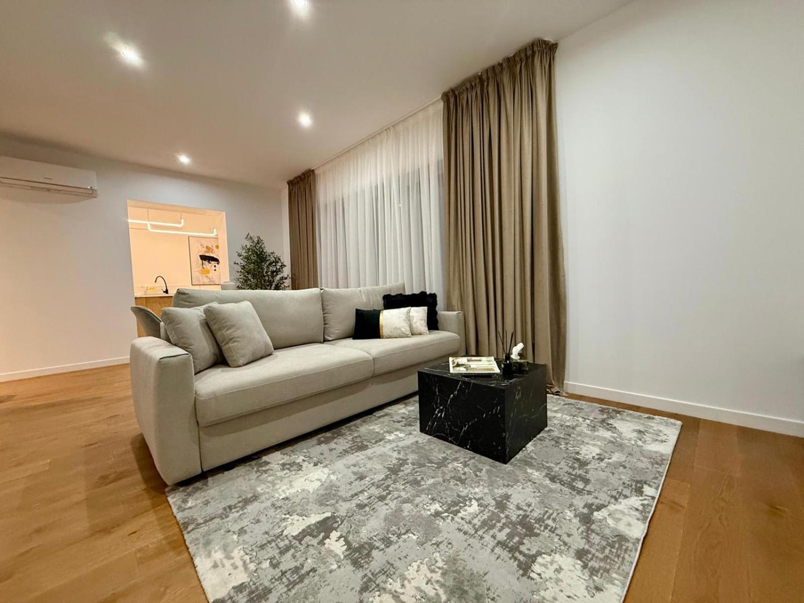One Cotroceni Park Apartment *